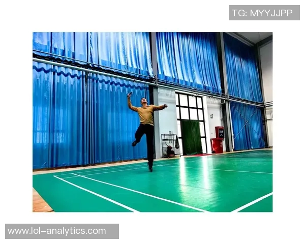 羽毛球的力量与坚持：深入武汉羽毛球队的耐力训练之旅